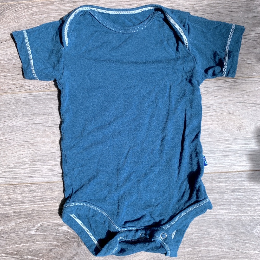 kickee pants onesie (blue)